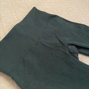 LuluLemon Forest Green Leggings